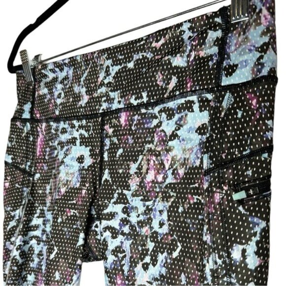 Lululemon Top Speed Cropped Floral Leggings Size 8 - Picture 5 of 16